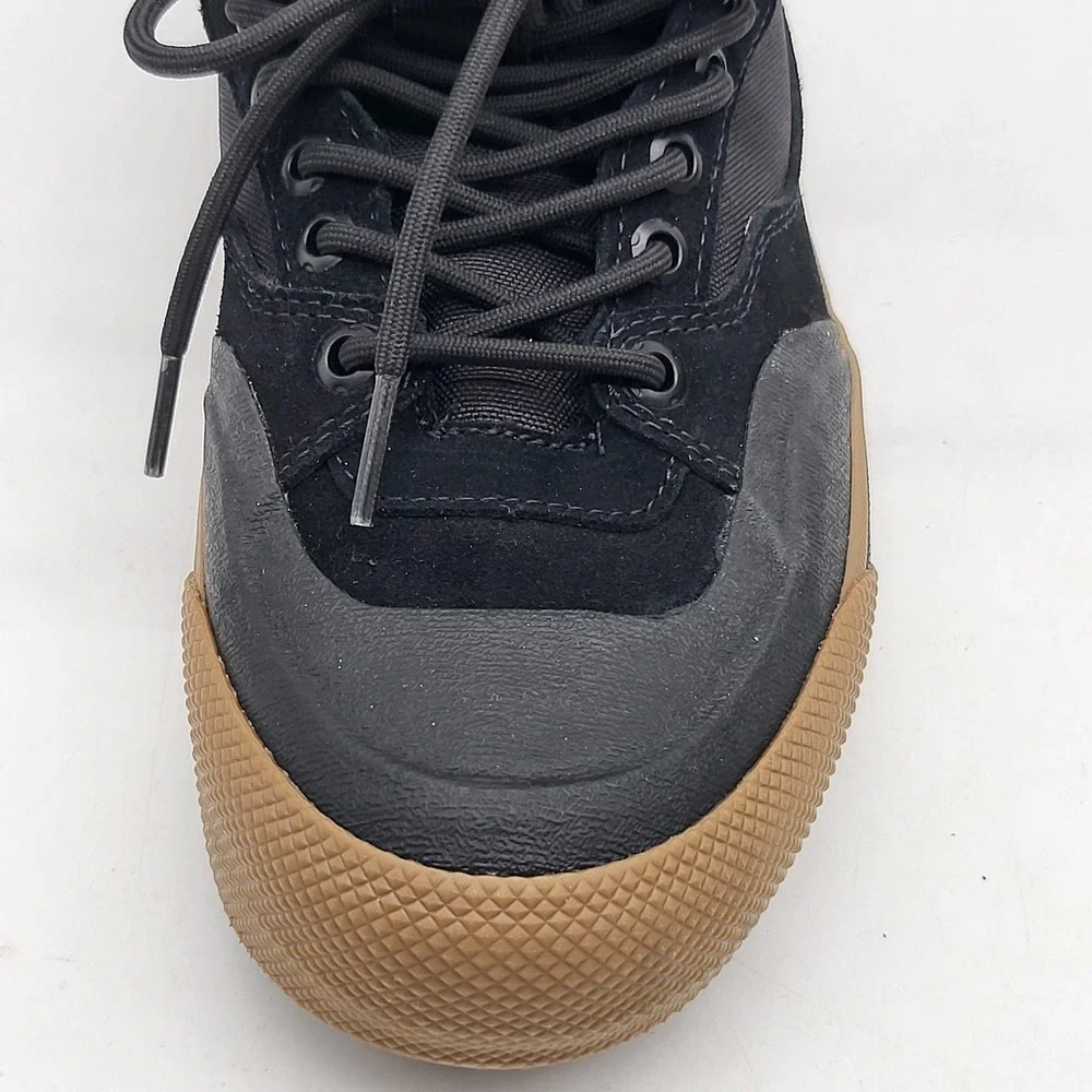 Vans Half Cab MTE GORE-TEX Men's 6.5 Womens 8 Black Gum Skate Shoes VN000CVMB9M1